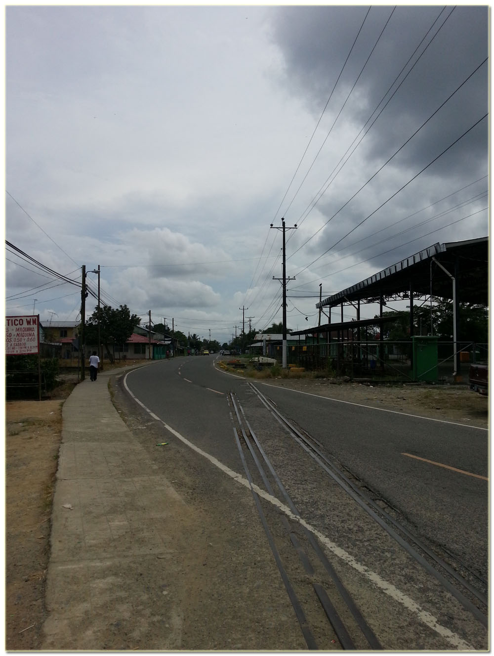 Francisco Palacios Coronel- Calle en Changuinola, Bocas del Toro - 2014